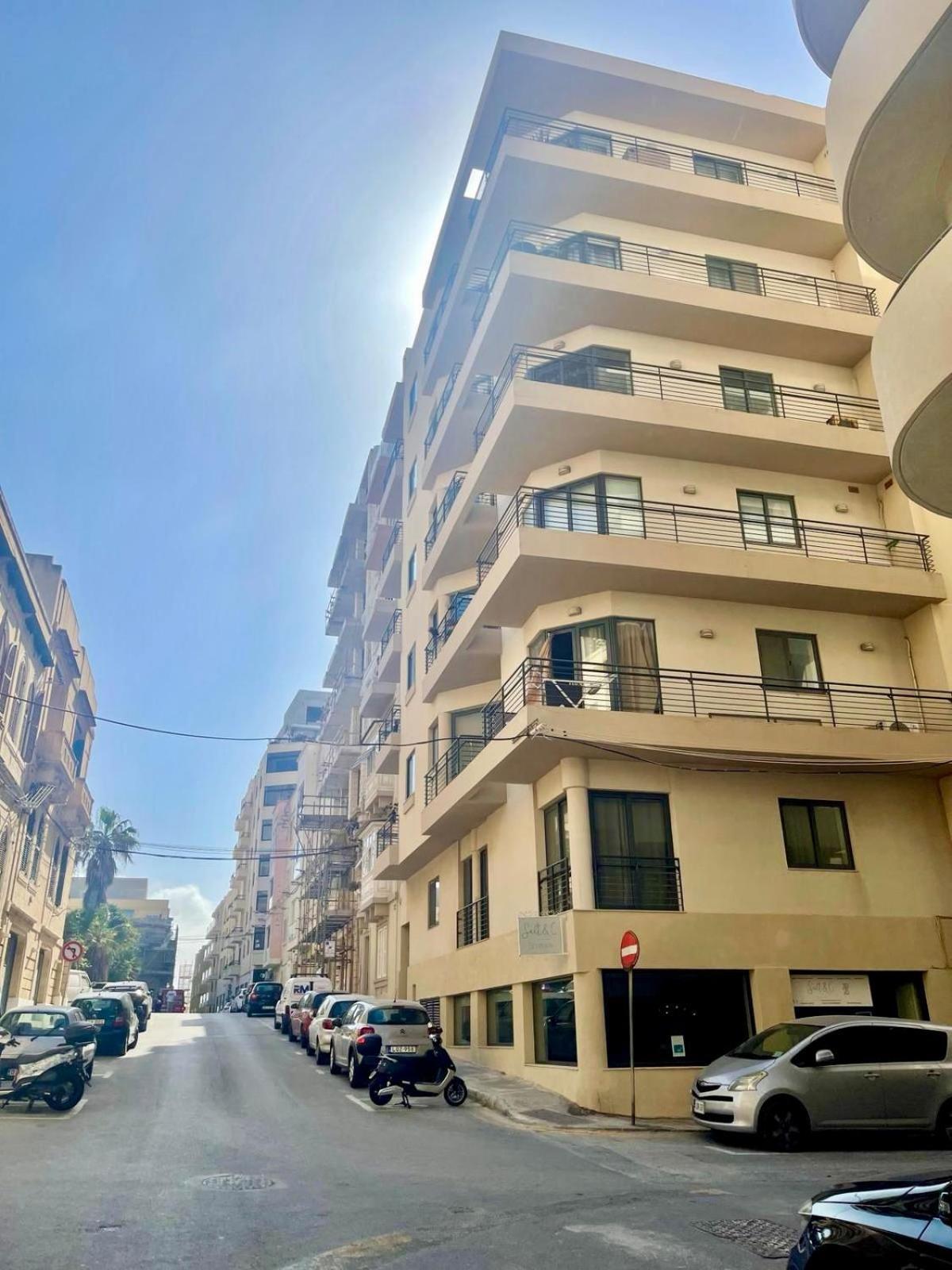 Aron Seaviews Apartment Sliema Eksteriør billede