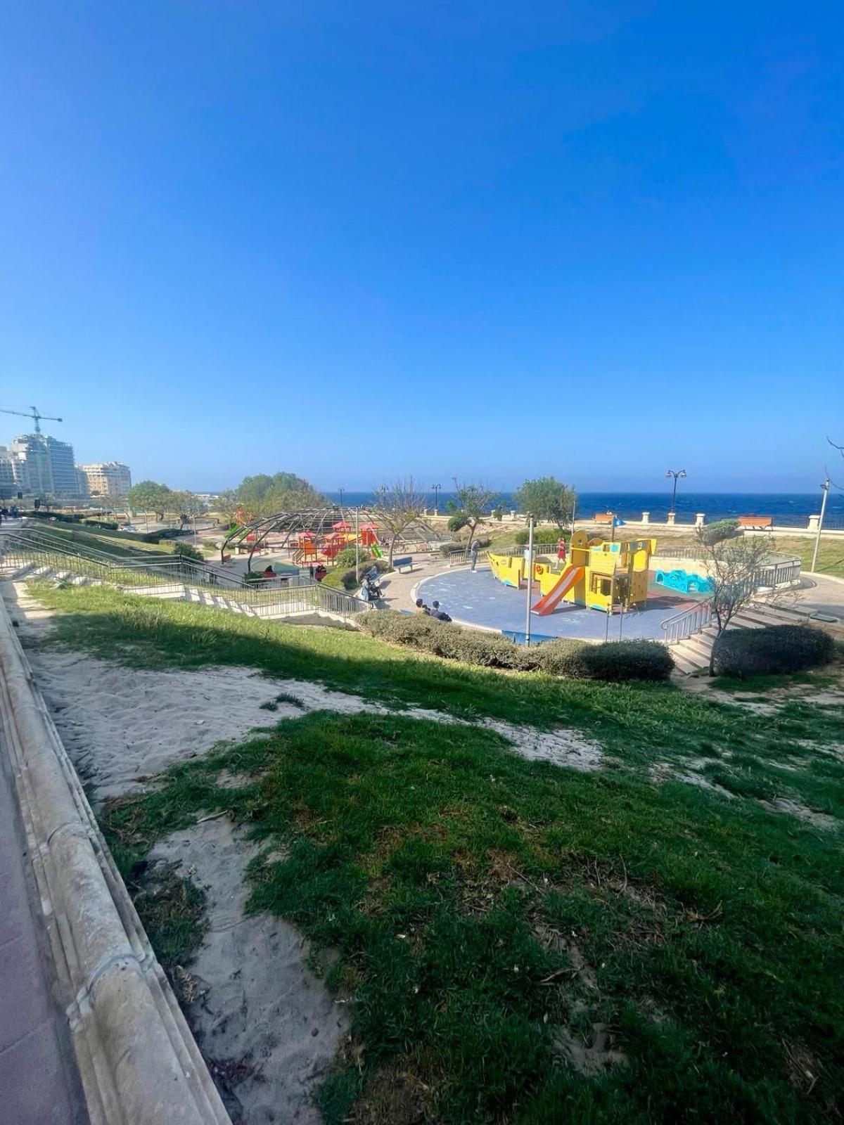 Aron Seaviews Apartment Sliema Eksteriør billede